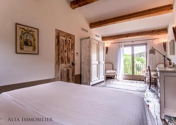 Serenita Pallombaggia *