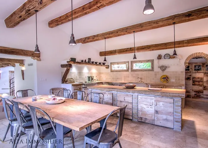 Serenita Pallombaggia *